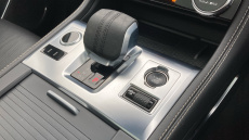 Jaguar F-Pace 2.0 D200 R-Dynamic Black 5dr Auto AWD Diesel Estate